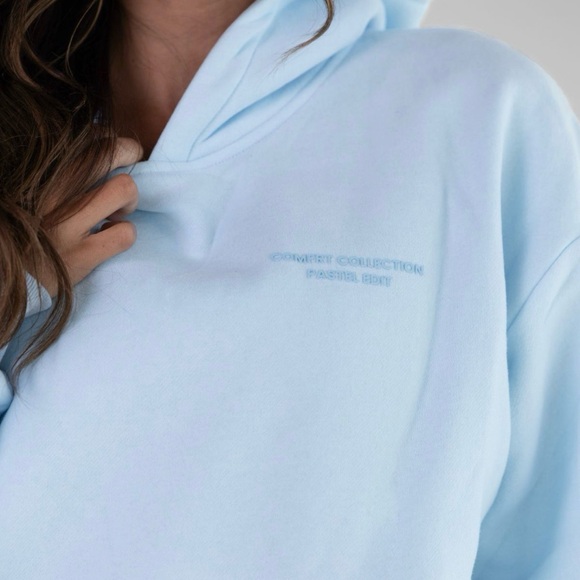 COMFRT pastel hoodie collection color is BABY BLUE - Picture 4 of 6